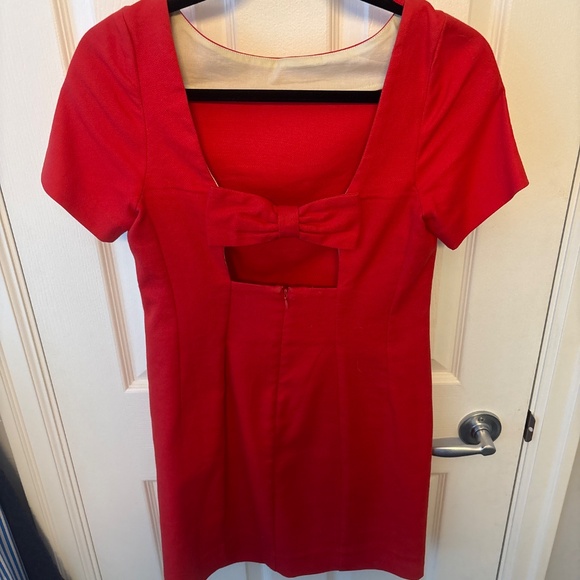 Red bow dress - Picture 2 of 2